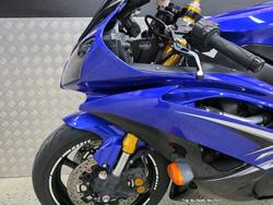 2009 Yamaha YZF-R6 BLUE