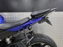 2009 Yamaha YZF-R6 BLUE