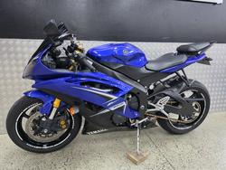 2009 Yamaha YZF-R6 BLUE