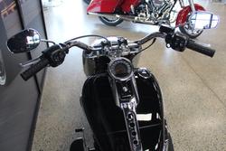2025 Harley-davidson FLFB FAT BOY (117) VIVID BLACK