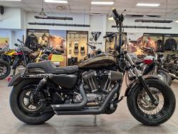Harley-Davidson XL1200C 1200 Custom