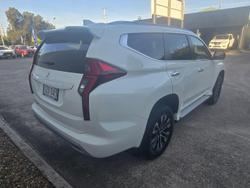 2022 Mitsubishi Pajero Sport GLS