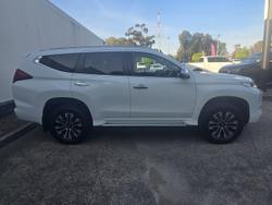 2022 Mitsubishi Pajero Sport GLS