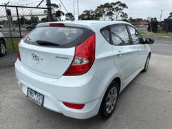 2012 Hyundai Accent Active RB Crystal White