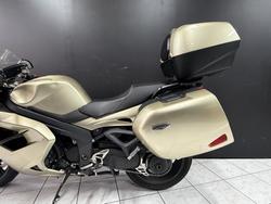 2014 TRIUMPH SPRINT GT Gold