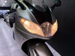 2014 TRIUMPH SPRINT GT Gold