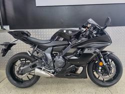Yamaha YZF-R7LA