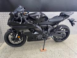 2025 Yamaha YZF-R7LA BLACK