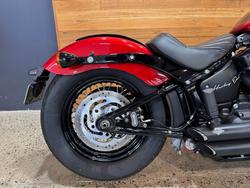 2017 Harley-davidson FXBB STREET BOB Red