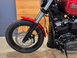 2017 Harley-davidson FXBB STREET BOB Red