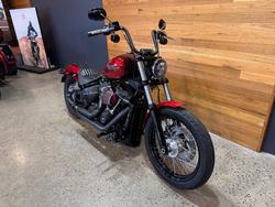2017 Harley-davidson FXBB STREET BOB Red
