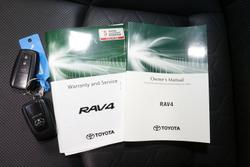2020 Toyota
RAV4 Edge