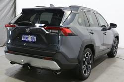 2020 Toyota
RAV4 Edge