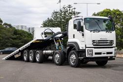 2025 Isuzu F Series FYJ300-350
