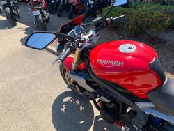 2014 Triumph STREET TRIPLE 660 Red