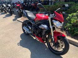 2014 Triumph STREET TRIPLE 660 Red
