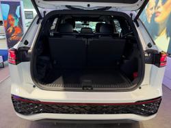 2025 Volkswagen Tayron 195TSI R-Line
