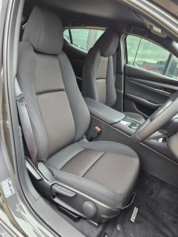 2025 Mazda 3 G20 Pure