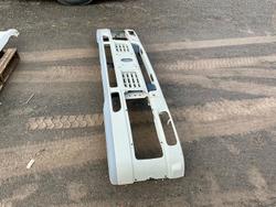 2024 Izuzu bumper bars WHITE