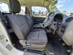 2014 Suzuki Jimny Sierra SN413 T6 4X4 Dual Range Superior White
