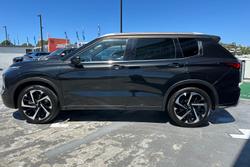 2023 Mitsubishi Outlander Exceed Tourer