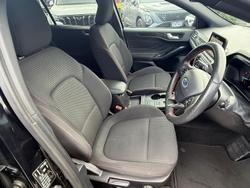 2019 Ford Focus ST-Line