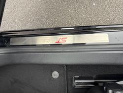 2019 Ford Focus ST-Line