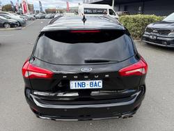 2019 Ford Focus ST-Line