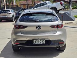 2025 Mazda 3 G25 Astina