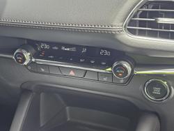 2025 Mazda 3 G25 Astina