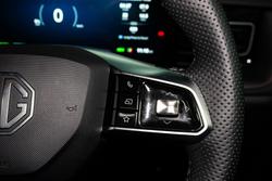 2025 MG HS Hybrid+ Essence