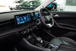 2025 MG HS Hybrid+ Essence