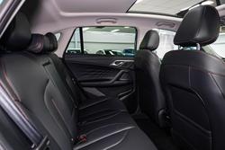 2025 MG HS Hybrid+ Essence