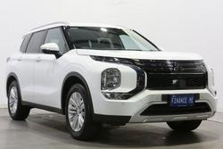 2024 Mitsubishi Outlander LS