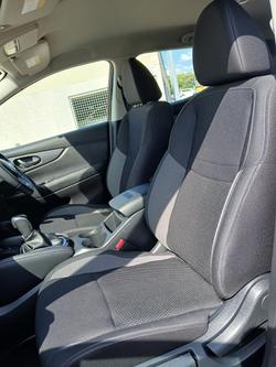 2021 Nissan
                QASHQAI ST