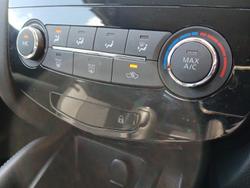 2021 Nissan
                QASHQAI ST