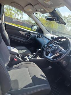2021 Nissan
                QASHQAI ST