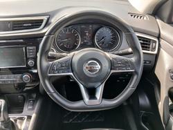 2021 Nissan
                QASHQAI ST