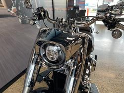 2025 Harley-davidson FLFB FAT BOY (117) VIVID BLACK