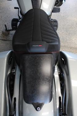 2025 Harley-davidson FLTRXSTSE CVO RD GLIDE ST 121