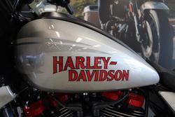 2025 Harley-davidson FLTRXSTSE CVO RD GLIDE ST 121
