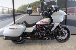 2025 Harley-davidson FLTRXSTSE CVO RD GLIDE ST 121