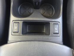 2016 Nissan
                X-TRAIL ST