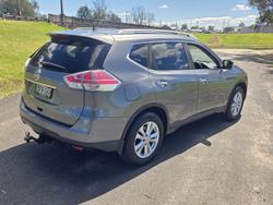 2016 Nissan
                X-TRAIL ST
