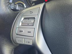 2016 Nissan
                X-TRAIL ST