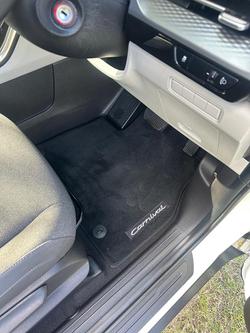 2022 Kia Carnival Si