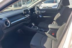 2024 Kia
Cerato S