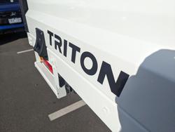 2022 Mitsubishi Triton GLX+