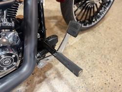 2017 Harley-davidson FXSB SOFTAIL BREAKOUT Red