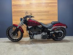 2017 Harley-davidson FXSB SOFTAIL BREAKOUT Red